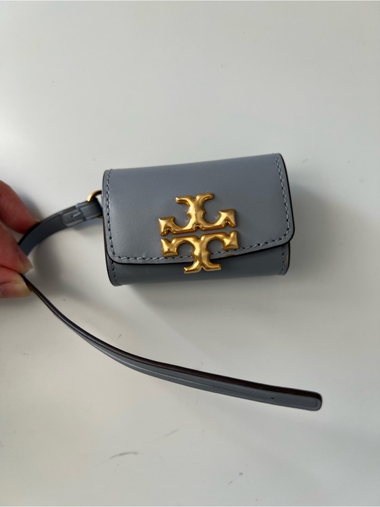 Tory Burch Accessories - Tory burch Blue Eleanor Airpods Case